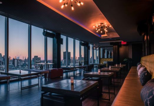 Wyndham Garden Chinatown Hotel Overview