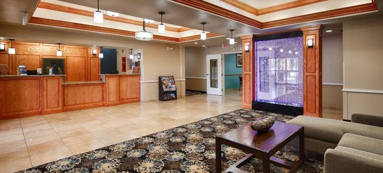 莫纳汉斯贝斯特韦斯特优质套房酒店(Best Western Plus Monahans Inn  Suites)图片