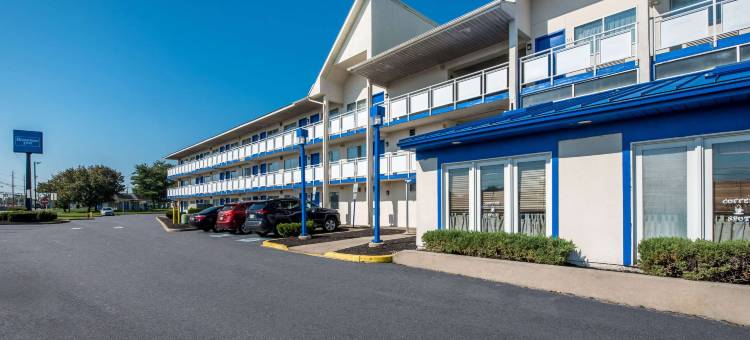 布鲁克劳恩6号汽车旅馆(Rodeway Inn)图片