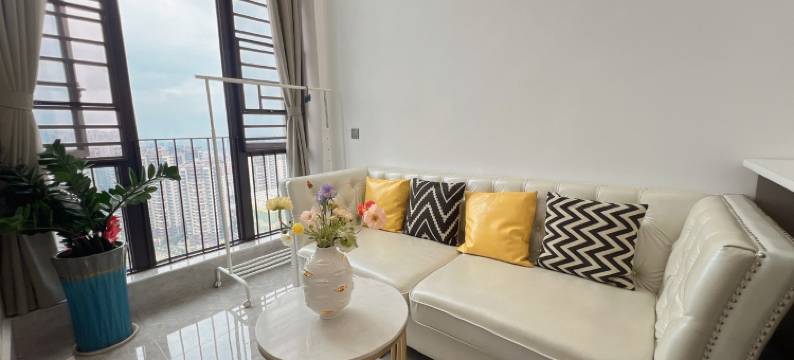 蔚莱民宿(龙光玖珑郡店)图片