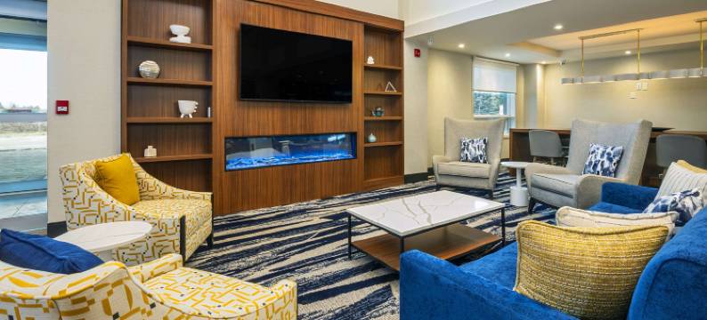 舒适套房酒店(Comfort Inn & Suites)图片