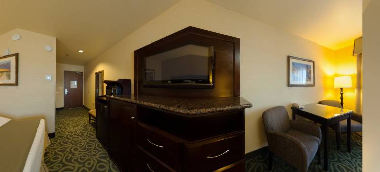 阿塔斯卡德罗智选假日套房酒店(Holiday Inn Express & Suites Atascadero)图片