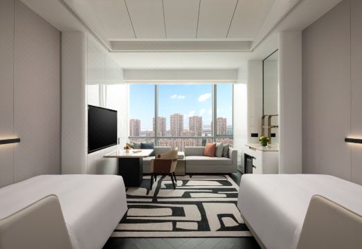 Crowne Plaza Suzhou East Taihu Hotel Overview