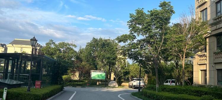 暖暖楼阁公寓(岭海西路分店)图片