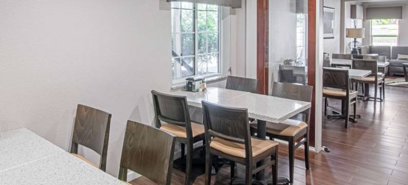 天际线贝斯特韦斯特汽车旅店(Best Western Skyline Motor Lodge)图片