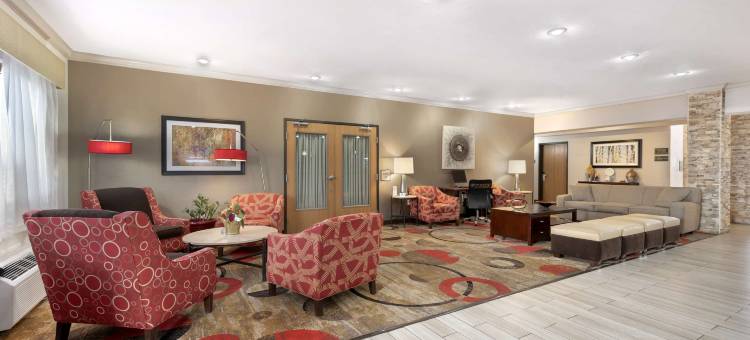 鹰岭贝斯特韦斯特优质套房酒店(Best Western Plus Eagleridge Inn  Suites)图片