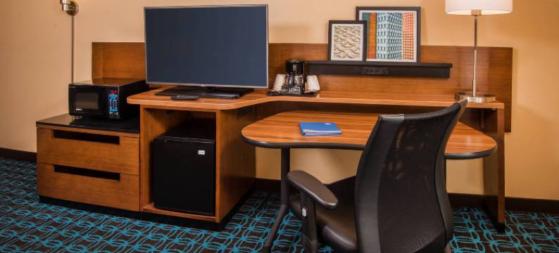 尚蒂利杜勒斯机场万枫套房酒店(Fairfield Inn & Suites Dulles Airport Chantilly)图片