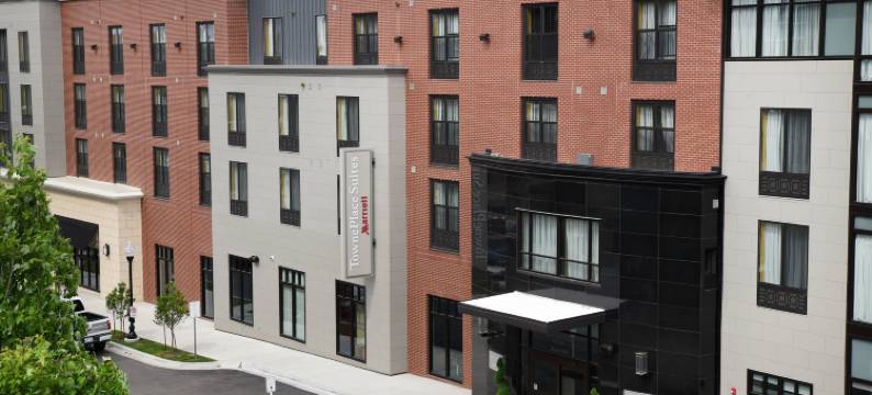 劳伦斯市中心TownePlace Suites酒店(TownePlace Suites Lawrence Downtown)图片