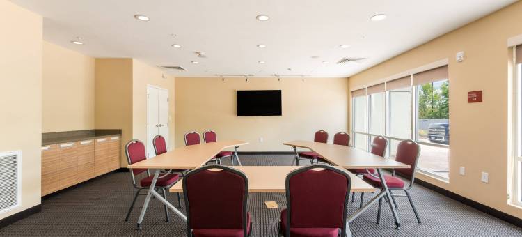 格林斯伯勒体育馆区万豪TownePlace Suites酒店(TownePlace Suites Greensboro Coliseum Area)图片