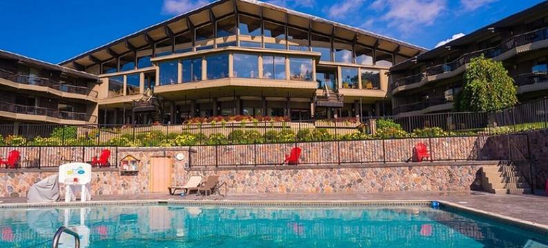 Private Beach Club - Shanty Creek Resort图片