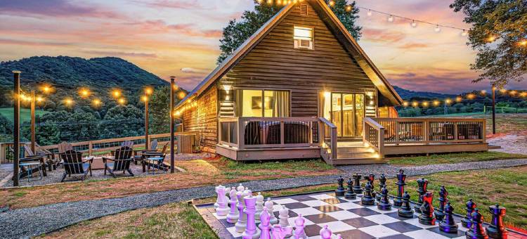 Luxe A-Frame, Stunning Views, Pickleball, Sauna, Mini Golf, Mins to Downtown AVL图片