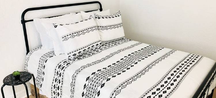 Modern bungalow in the heart of downtown Tahlequah图片