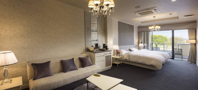 上诹访温泉 伫立在诹访湖畔的历史悠久的旅馆 片仓诹访湖酒店(Katakura Silk Hotel)图片