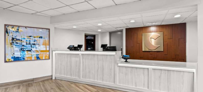 埃文斯维尔机场舒适酒店(Comfort Inn & Suites Evansville Airport)图片