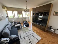 Shared condo by Zadar Oldtown and beach 400 m away - 2 Sao