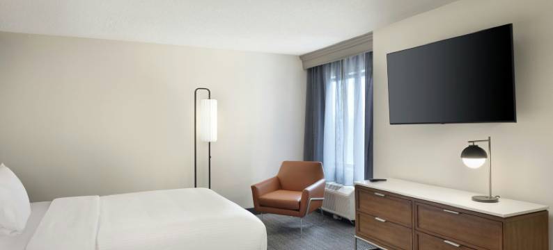 斯普林菲尔德机场万怡酒店(Courtyard Springfield Airport)图片