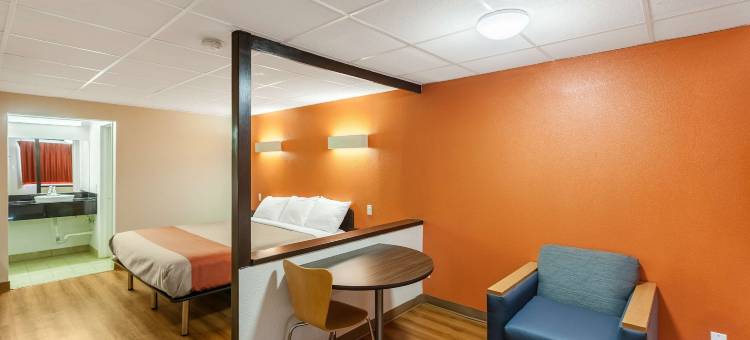 德州沃斯堡6号汽车旅馆-牛肉城(Motel 6 Fort Worth, TX - Stockyards)图片