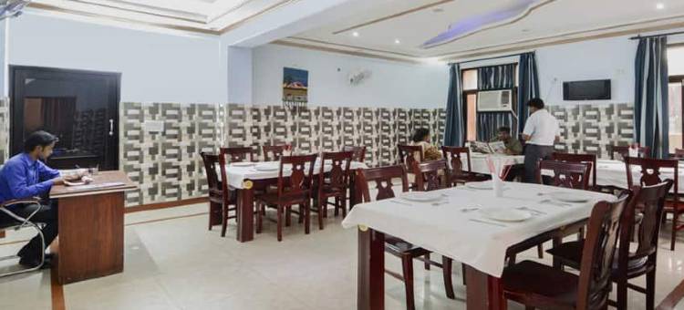 普拉岘特宫酒店(Hotel Prashant Palace)图片