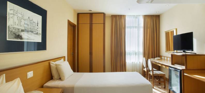 温莎阿斯图里亚斯酒店(Windsor Asturias Hotel)图片