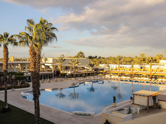 开罗金字塔公园度假村