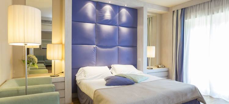 TH 蒂勒尼亚 - 绿色公园美居度假村(TH Tirrenia - Green Park Resort)图片