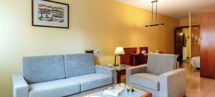 公寓伯特伦酒店(Aparthotel Bertrán)图片