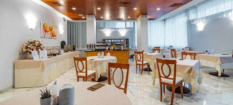 普利阿尔皮酒店(Prealpi Hotel)图片