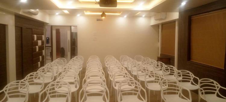 普什帕克公园酒店(Hotel Pushpak Park)图片