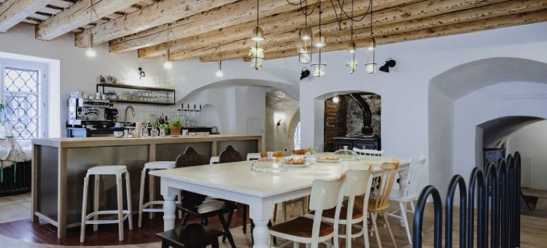 修道院花园酒店(Monastery Garden Bistro & Rooms)图片