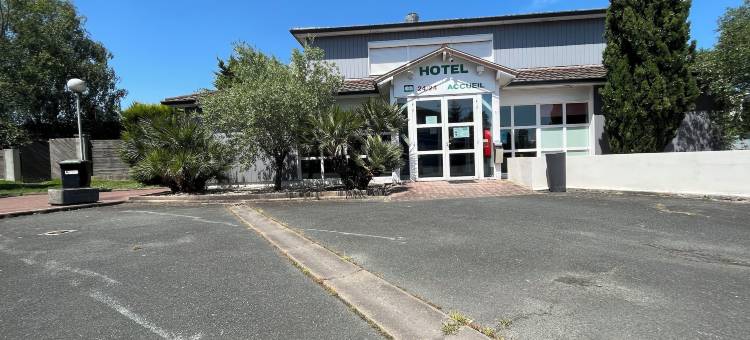 永河畔拉罗什法斯特酒店(Fasthotel la Roche-Sur-Yon)图片