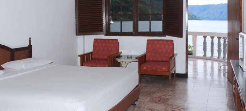 达玛亚贡海滩酒店(Darma Agung Beach Hotel Parapat)图片