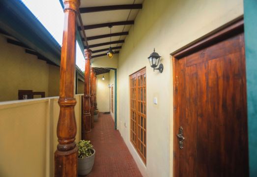 Mango Tree Retreat Hotel Overview