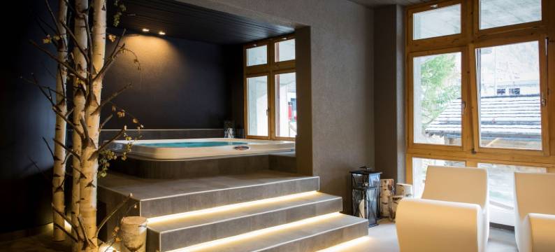 岳罗普酒店(Hotel Europe)图片