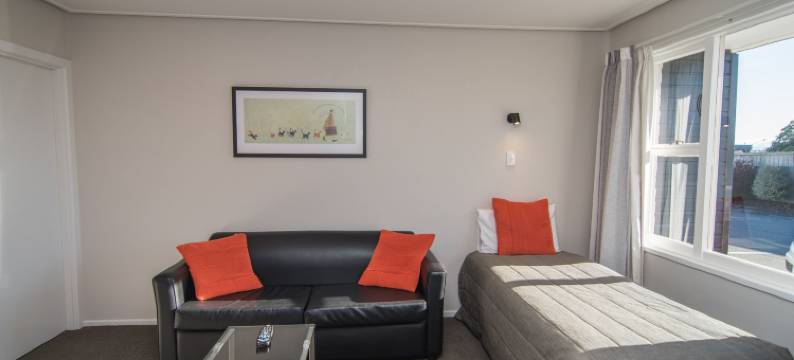 雪松汽车旅馆(Cedar Lodge Motel)图片