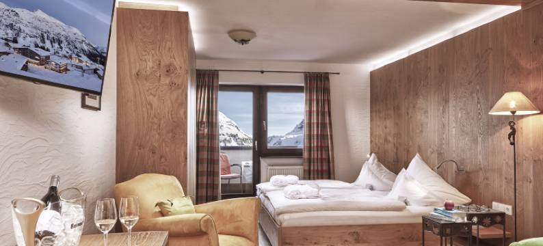 戈尔登博格酒店(Hotel Goldener Berg)图片