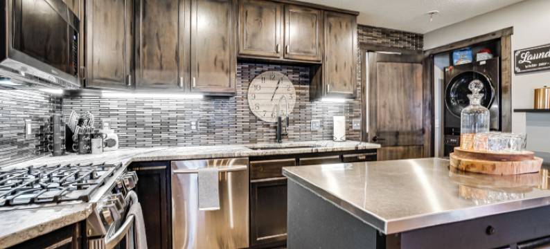 带火坑和码头：齐默尔曼湖畔小屋(Fire Pit + Dock: Lakefront Cabin in Zimmerman!)图片