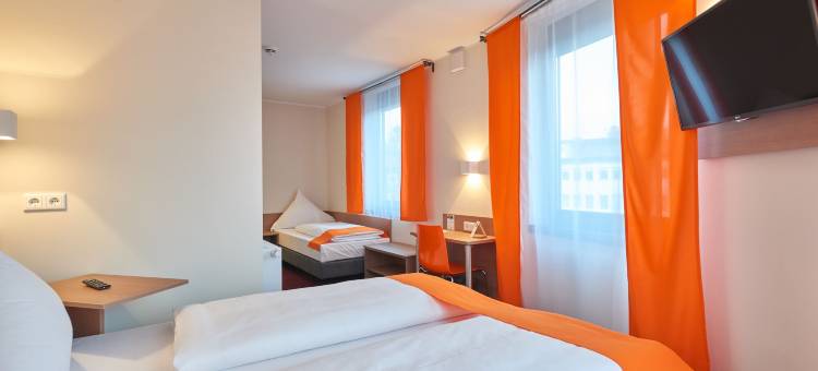 门兴格拉德巴赫麦克梦想酒店(McDreams Hotel Mönchengladbach)图片