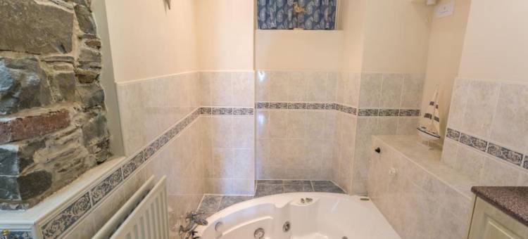 恩布尔顿水疗酒店(Embleton Spa Hotel & Apartments)图片