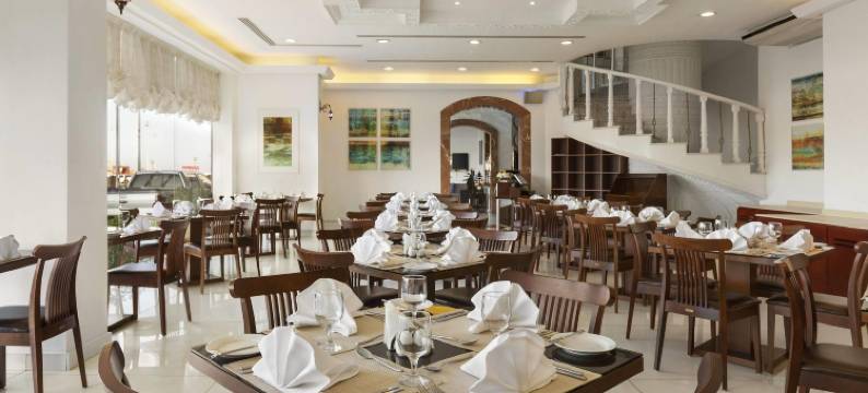 阿吉曼海滩温德姆华美达酒店(Ramada by Wyndham Beach Hotel Ajman)图片