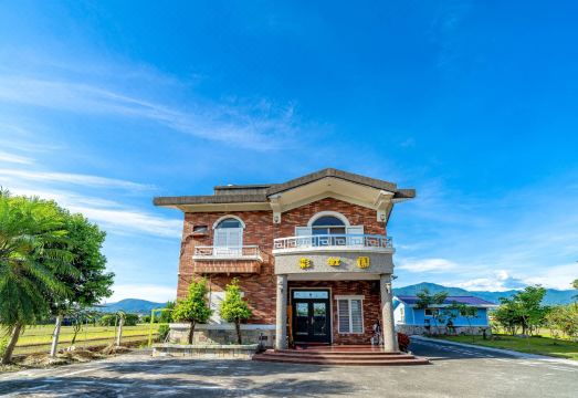 彩虹园民宿外景图