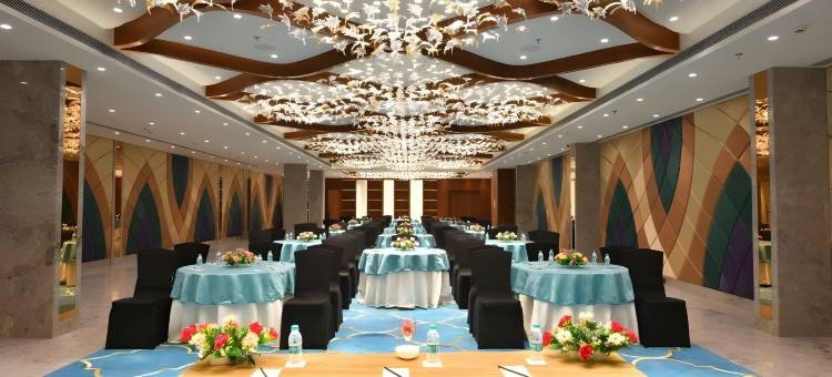 瓦多达拉雷根塔费尔拉克酒店(Regenta Fairlark Vadodara)图片