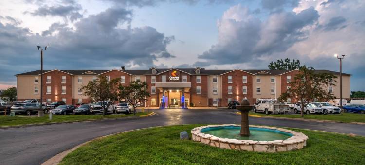 切斯特菲尔德舒适酒店及套房(Comfort Inn & Suites St Louis - Chesterfield)图片