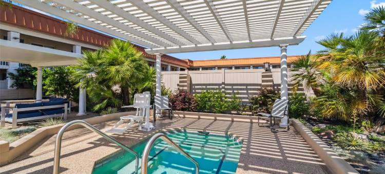 山顶贝斯特韦斯特优质酒店(Best Western Plus Hilltop Inn)图片