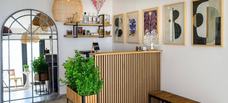 画廊豪华套房及客房 - 限成人(Gallery Luxury Suites & Rooms-Only Adults)图片
