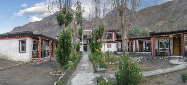 Echor Mud Huts Tabo Spiti山谷(Echor Mud Huts Tabo, Spiti Valley)图片