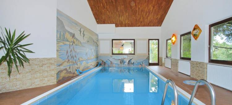 Apartment in Latsch with Indoor Pool & Garden图片