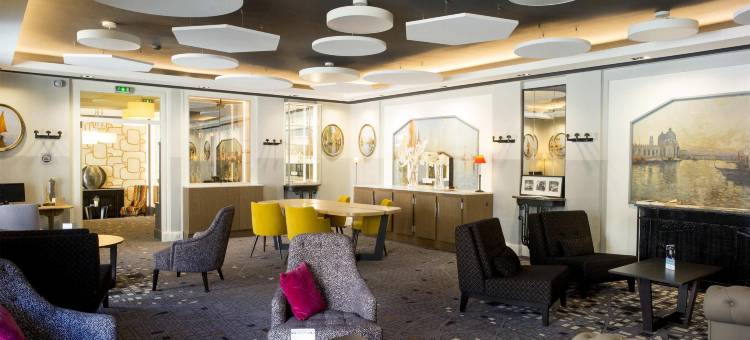 4 星级的罗德兹大教堂美居酒店和美居公寓酒店(Mercure Rodez Cathédrale &Résidence Managed by Mercure Rodez)图片