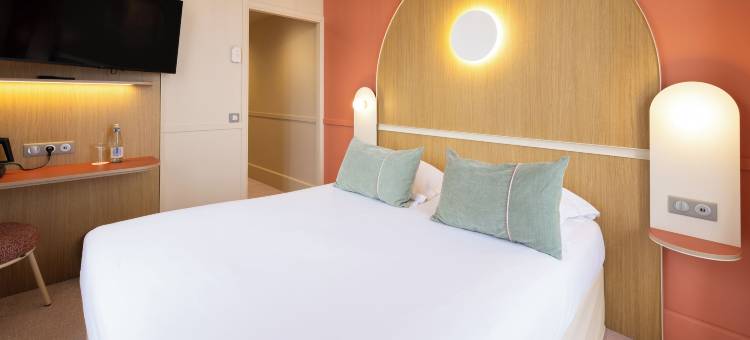 布鲁斯巴尔莫勒尔蓝色假日酒店酒店(Hôtel Vacances Bleues Balmoral)图片