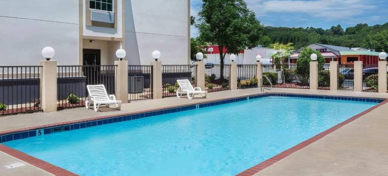 小石城北部肯尼迪大道舒适套房酒店(Comfort Inn & Suites North Little Rock JFK Blvd)图片