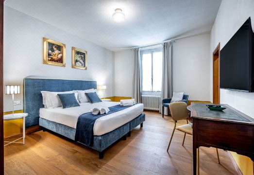 YiD Leone X luxury 4 Bedroom Hotel Overview